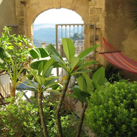 A Naca Villa Ragusa Bagian luar foto