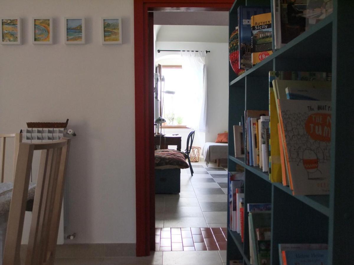 A Naca Villa Ragusa Bagian luar foto