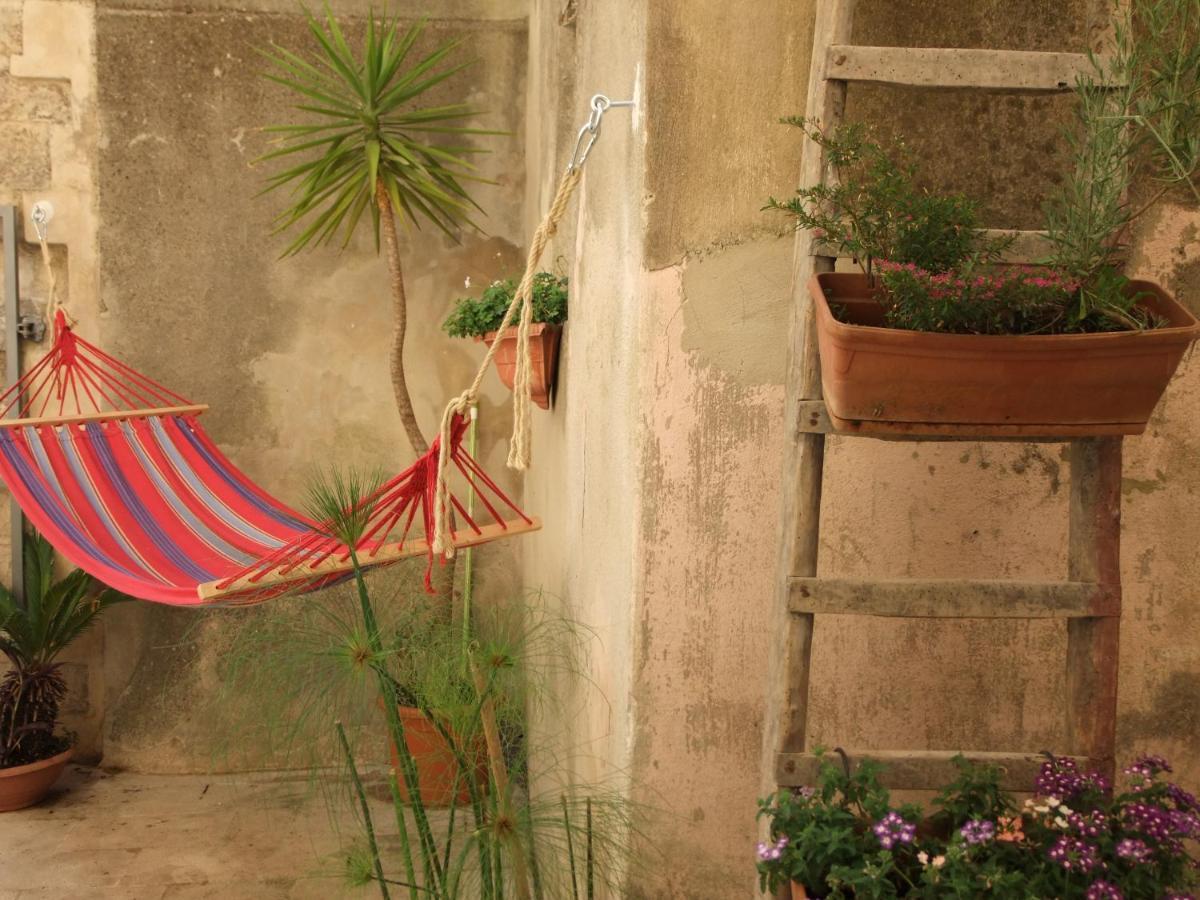 A Naca Villa Ragusa Bagian luar foto
