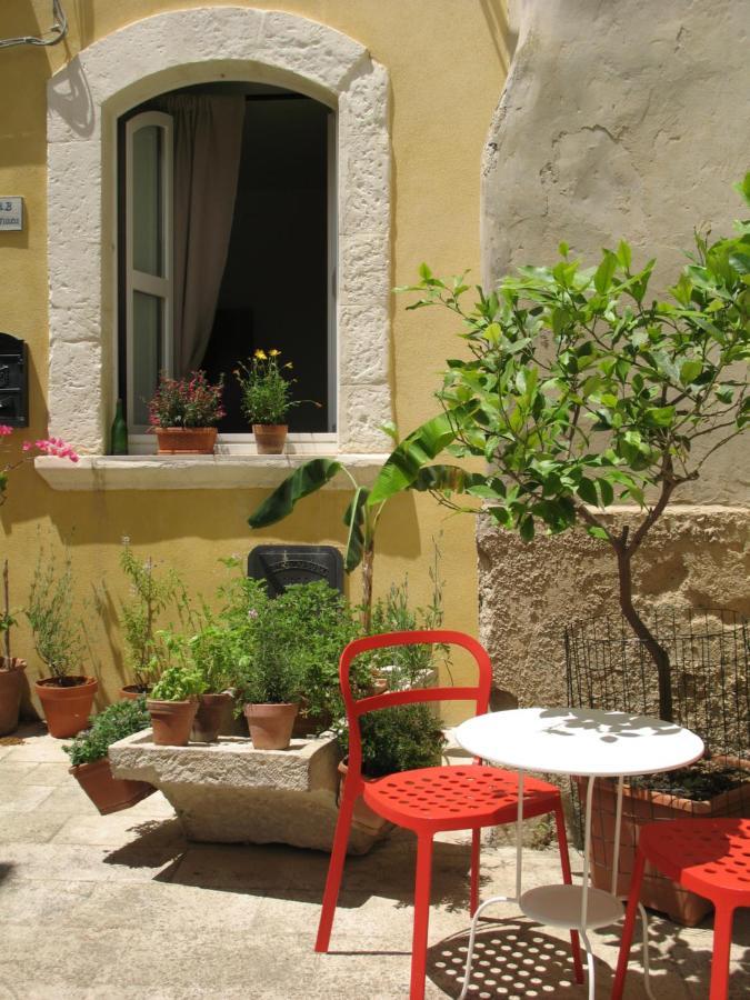 A Naca Villa Ragusa Bagian luar foto